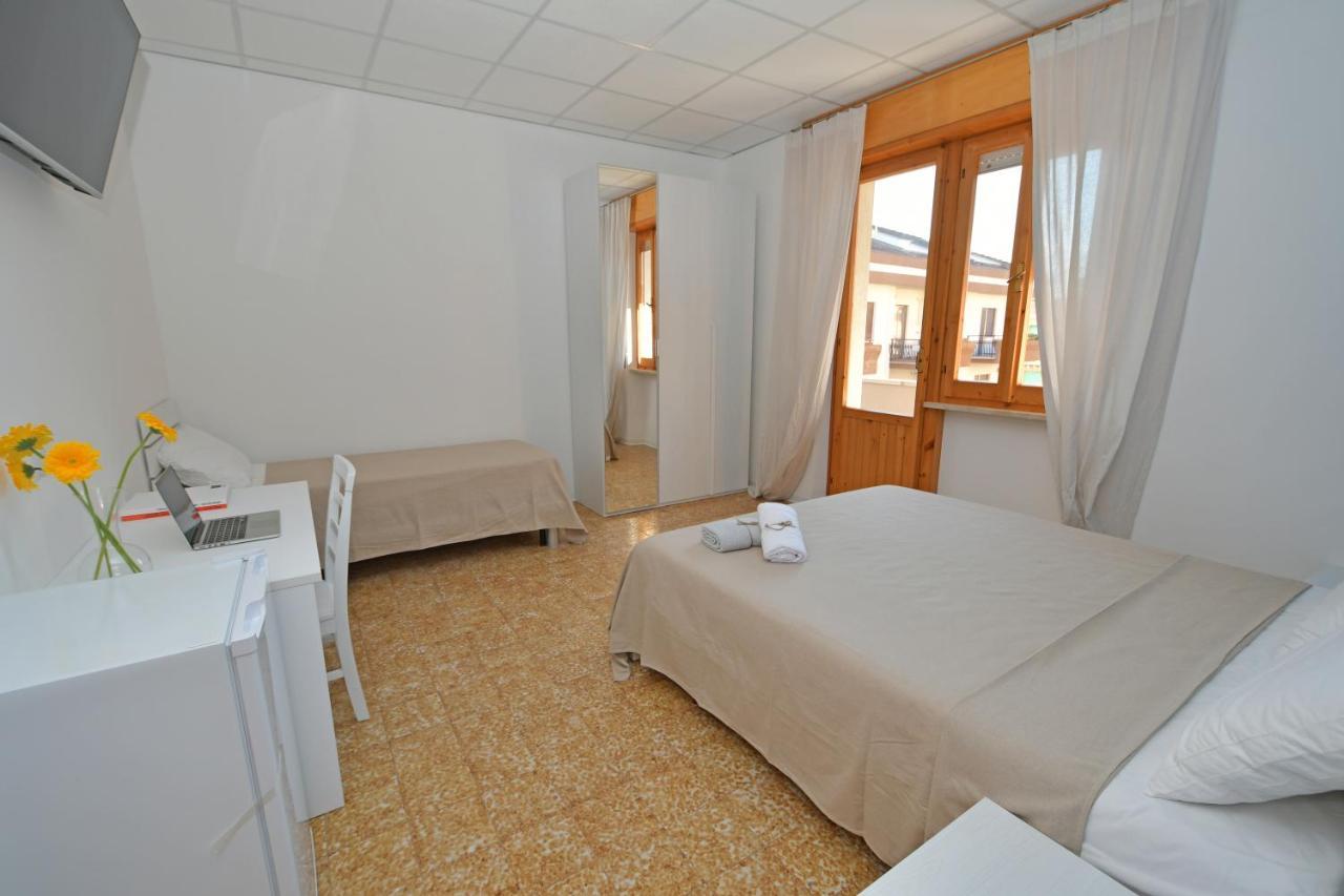 B&B Linae - Residence อัลบา อาดริอาติกา ภายนอก รูปภาพ