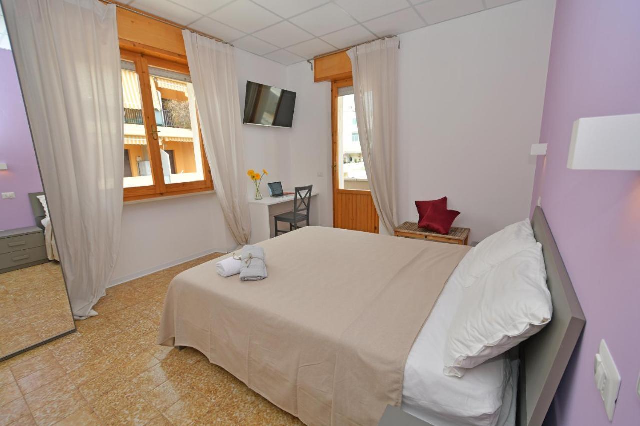 B&B Linae - Residence อัลบา อาดริอาติกา ภายนอก รูปภาพ