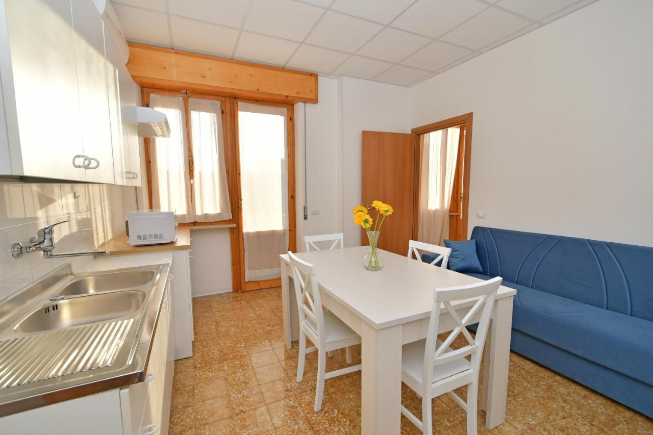 B&B Linae - Residence อัลบา อาดริอาติกา ภายนอก รูปภาพ